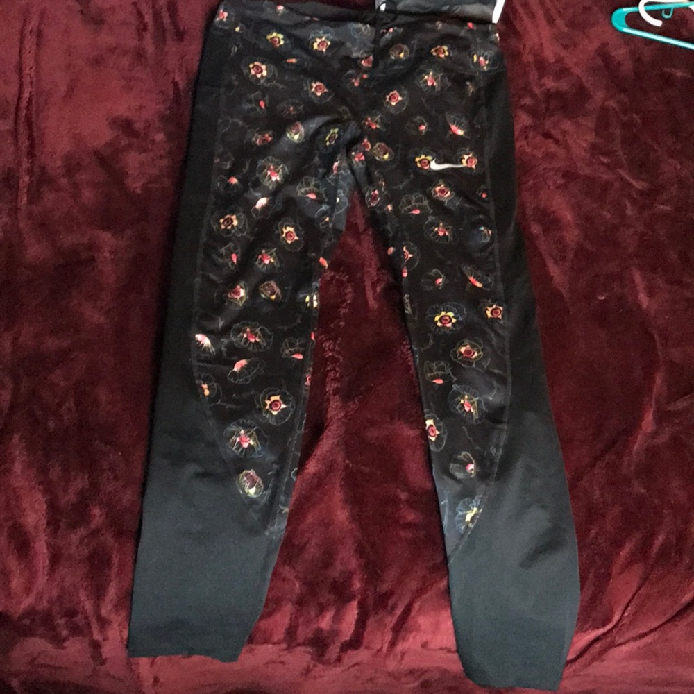 Dri- fit Nike leggings